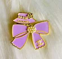 Load image into Gallery viewer, The Hatter